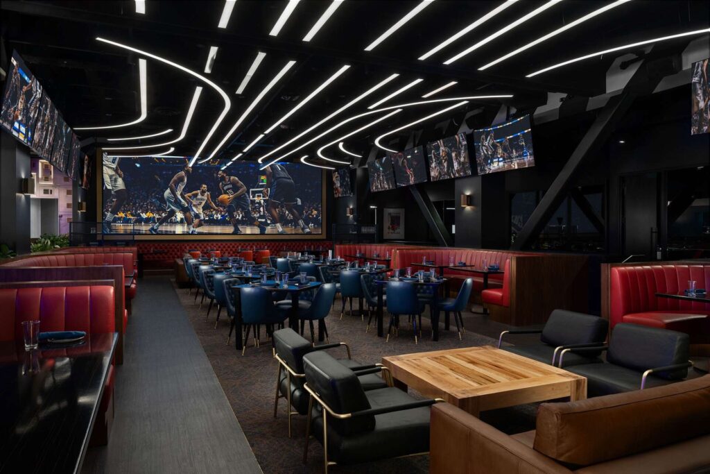 Image pop-up mainroom of Flanker Kitchen + Sports Bar in Las Vegas with large screens and TVs for watching sports in Las Vegas